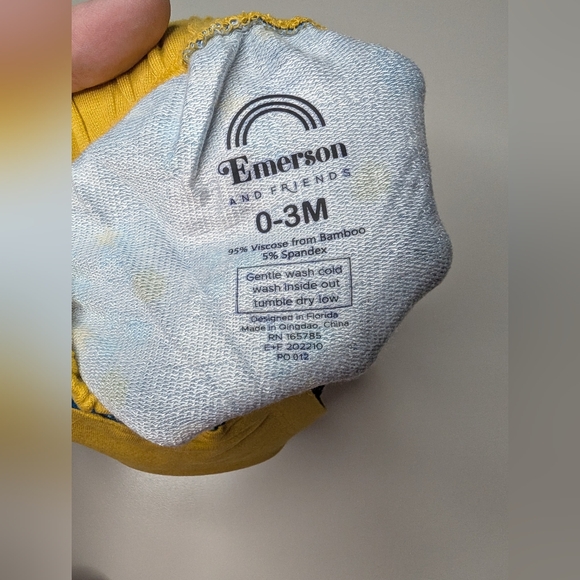 NWT Emerson and Friends 0-3 Months Boy Shorts Ocean Friends - Picture 4 of 6